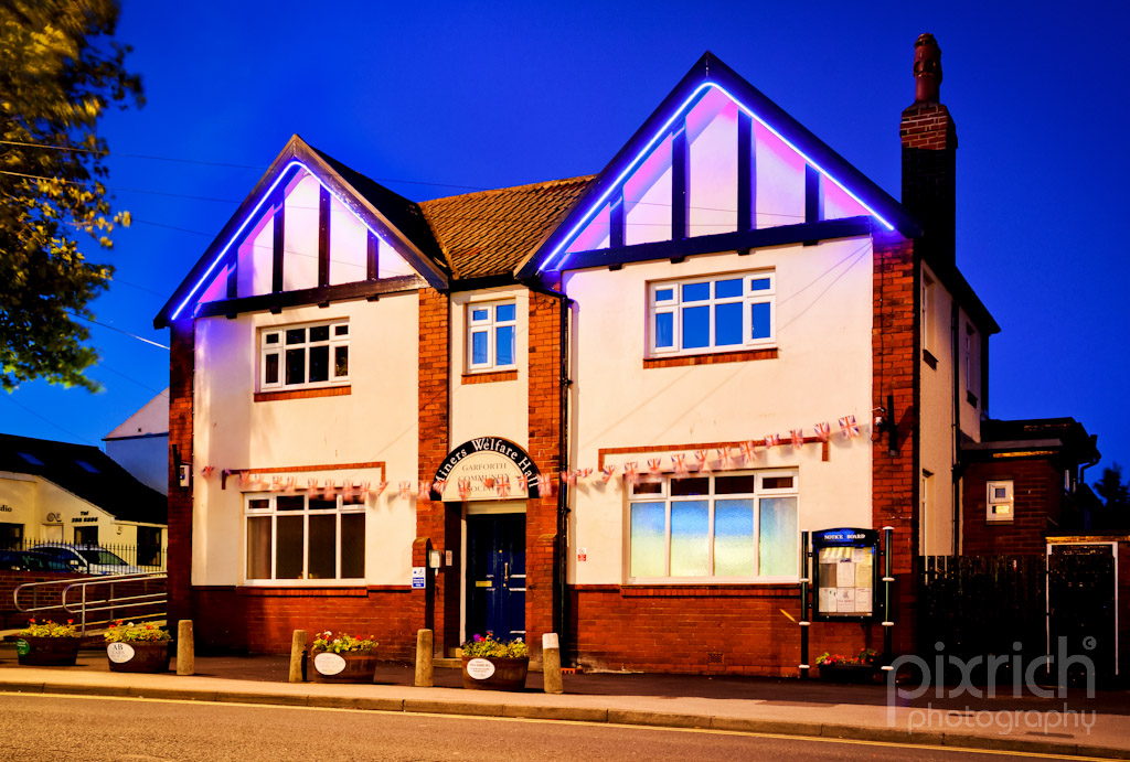 Picture of Miners Welfare Hall Garforth at night