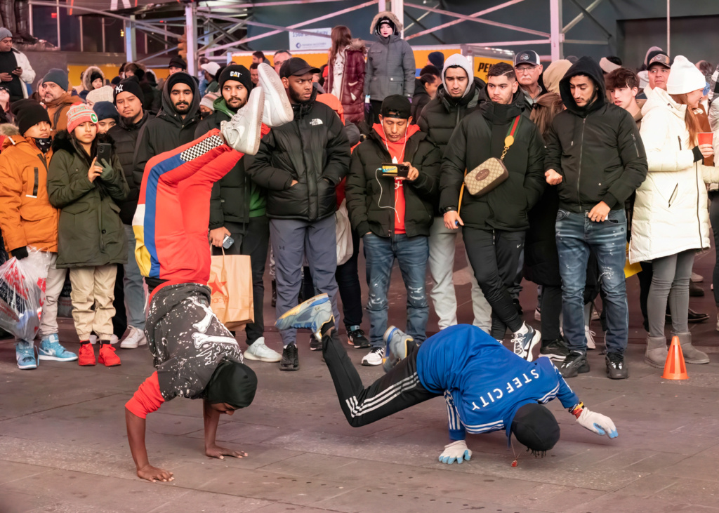 1 Street Performers Times Square_GM - Streetlife Competition Winner, Camera Category